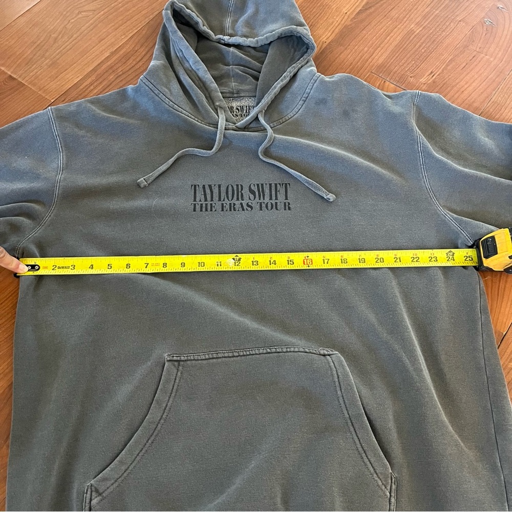 Taylor Swift The Eras Tour Gray XL Hoodie